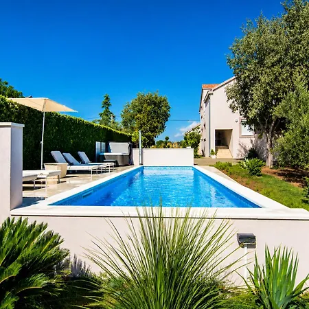 Nyaraló Seaside Getaway For 5 *