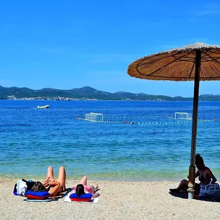 Semesterbostad Seaside Getaway For 5 *